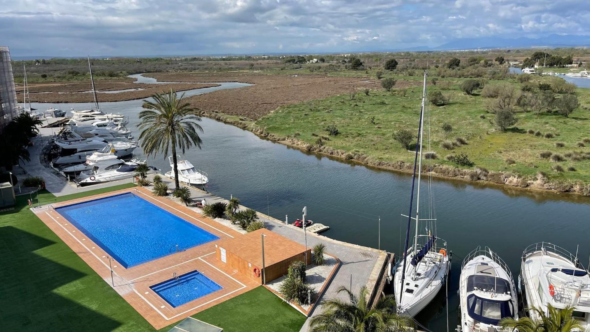 Precioso Piso Con Vista Al Canal Y Piscina En Roses Av-69 Zewnętrze zdjęcie